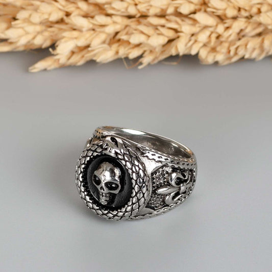 SKULL TOP RING