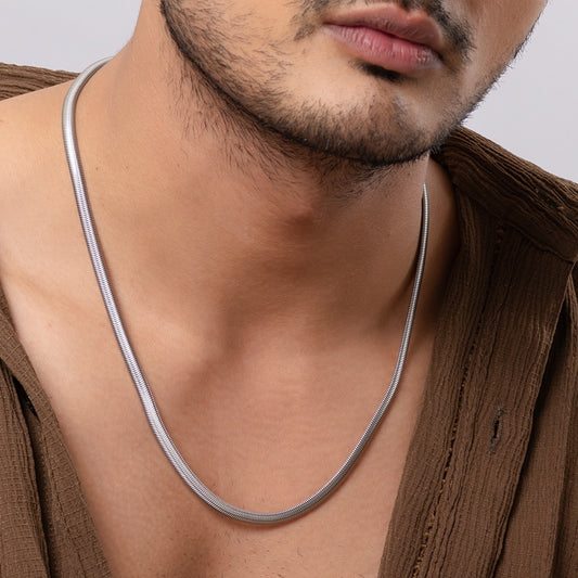BOLD COLLAR SILVER CHAIN