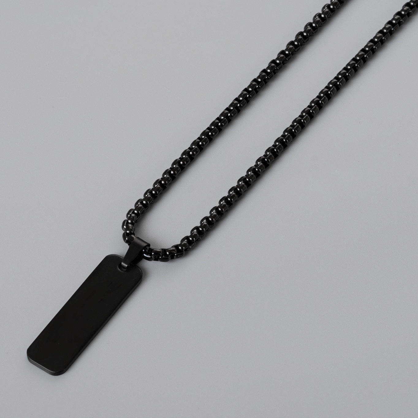 SMALL ID BLACK NECKLACE