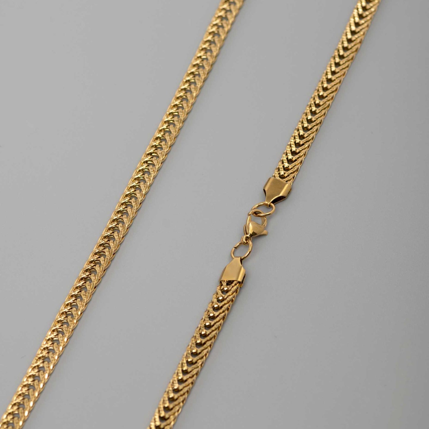 GLADIATOR 18K GOLD PLATED CHAIN
