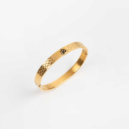 OM GOLD KADA
