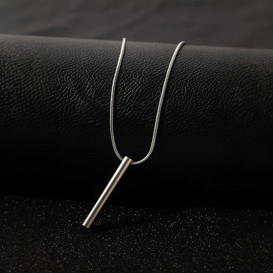ROUND BAR NECKLACE
