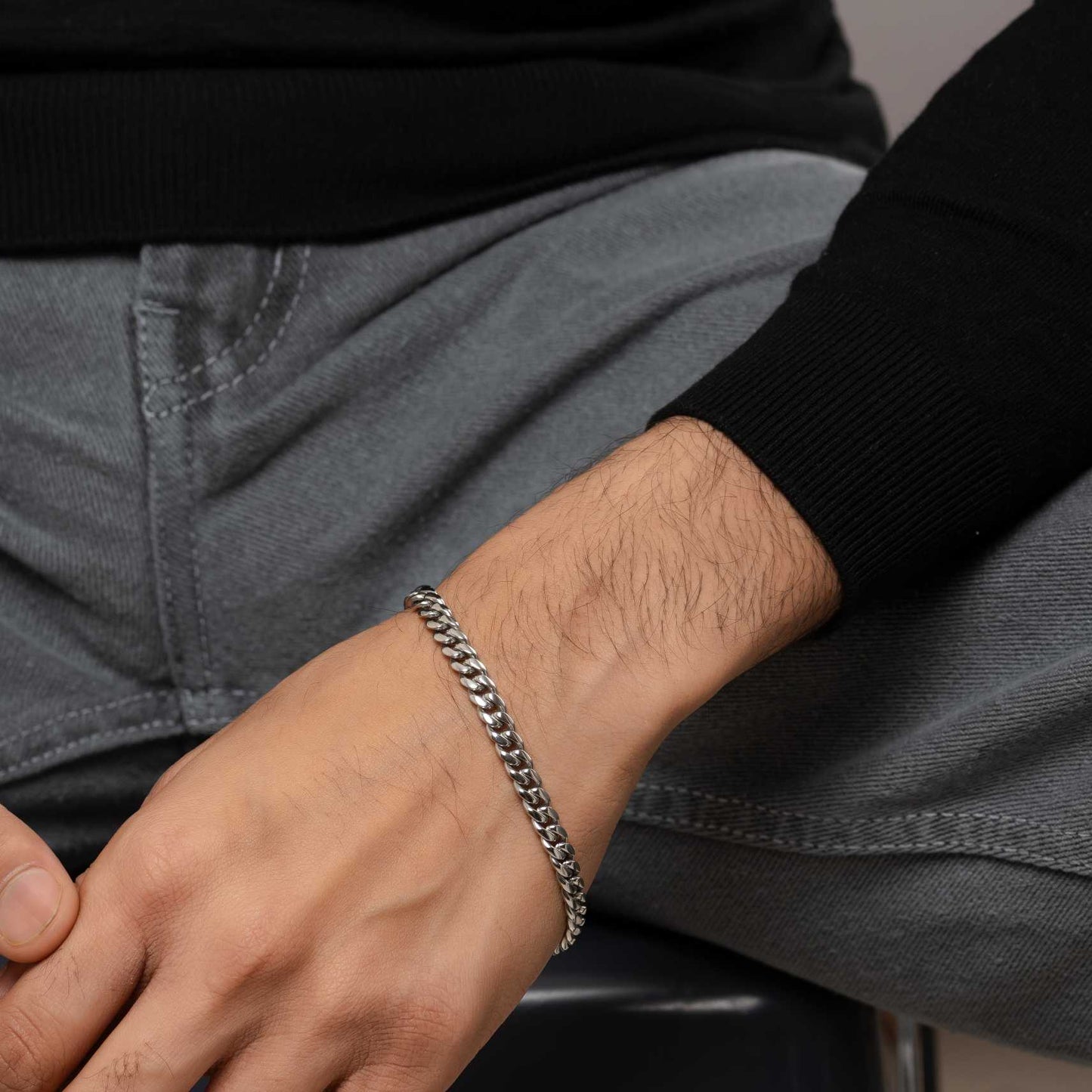 Noble Silver Link Bracelet