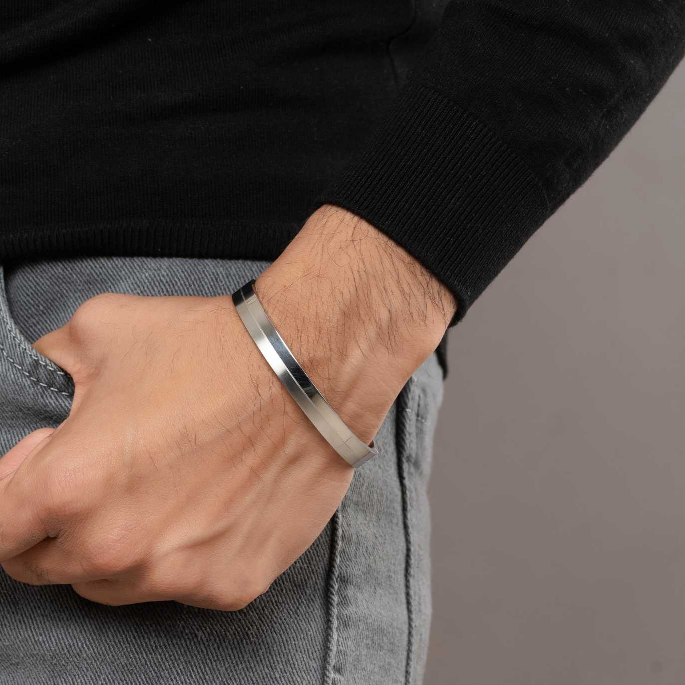 Rogue Silver Kada