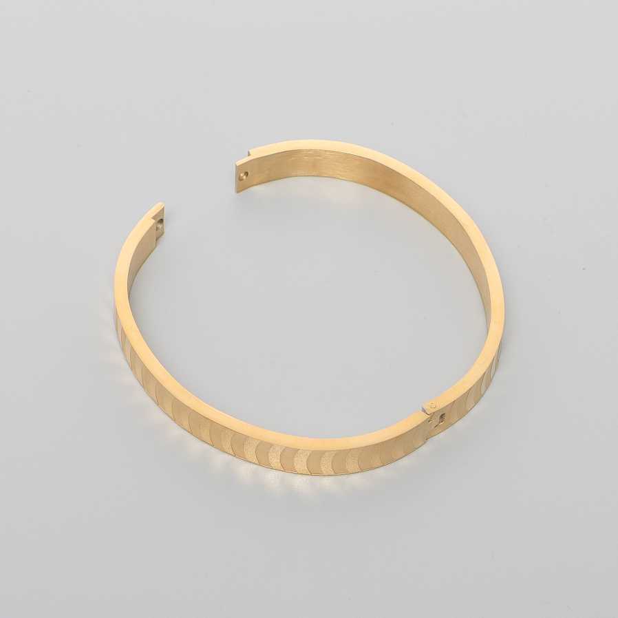 Arc Gold Kada