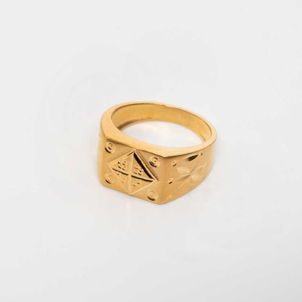 Gold Sovereign Ring
