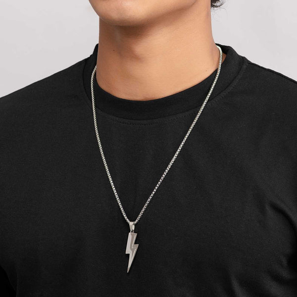 Storm Flash Necklace
