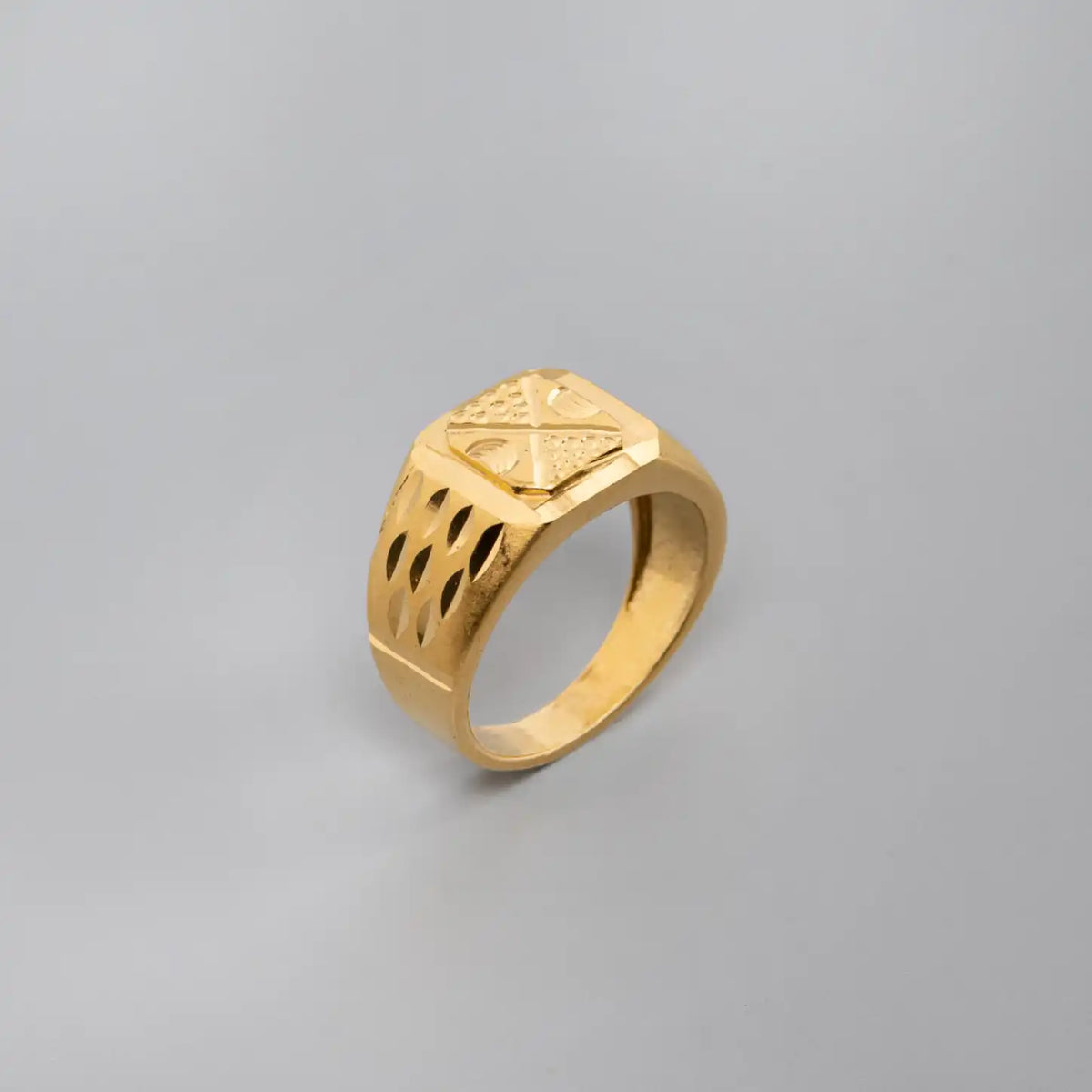 Classic Geo Ring