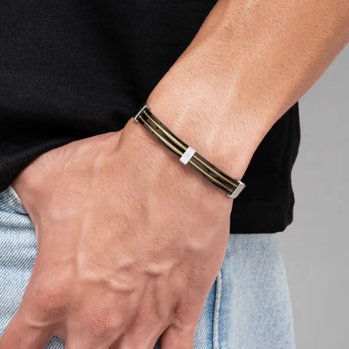 Goldline Black Kada