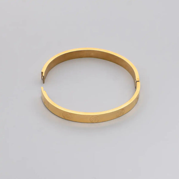 Omkar Gold Kada