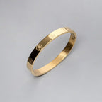 Omkar Gold Kada